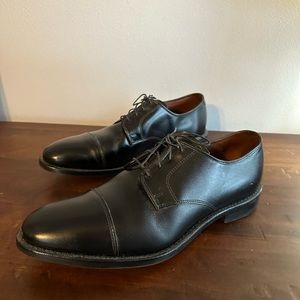 Men’s Allen Edmonds Shoes size 10
